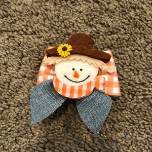 NWT hair bow